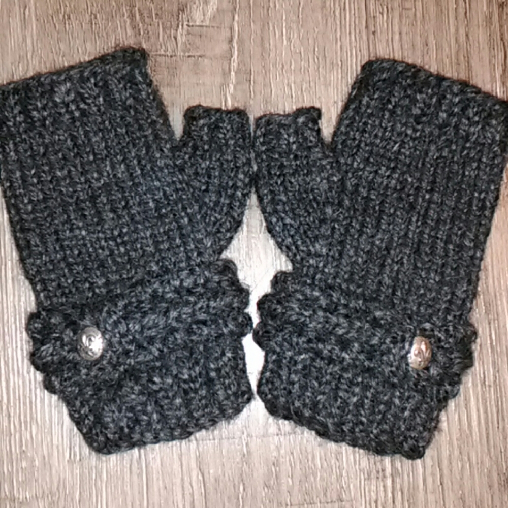 Handmade Fingerless Mitts w/ Fleur de Lis buttons